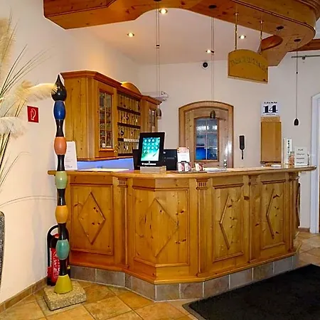 & Weinstube Restaurant Filling 3* פרנקנטל